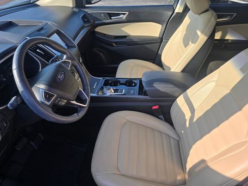 Used 2020 Ford Edge SEL w/ Convenience Package AWD/4WD image 9