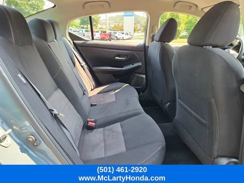 Used 2025 Nissan Sentra SR FWD image 15