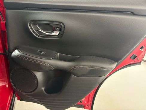 Used 2025 Honda HR-V Sport image 37