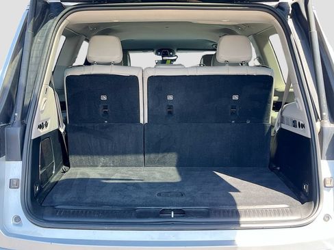 Used 2022 Jeep Wagoneer Series II AWD/4WD image 27