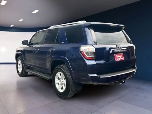 Used 2018 Toyota 4Runner SR5 image 3