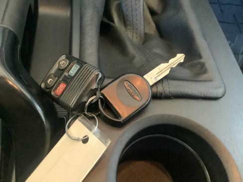 Used 2008 Ford Mustang GT Premium RWD image 19