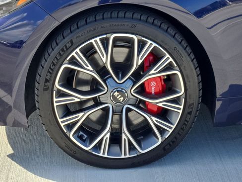 Used 2020 Kia Stinger GT AWD/4WD image 11