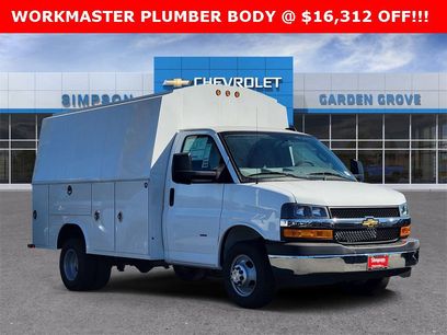 New 2025 Chevrolet Express 3500 w/ Power Convenience Package