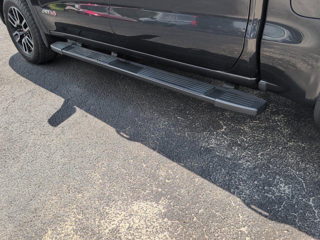 Used 2020 GMC Sierra 1500 AT4 w/ AT4 Premium Package AWD/4WD image 12