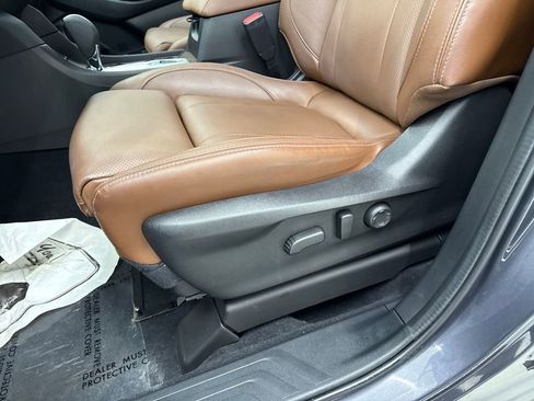 Certified 2023 Subaru Ascent Touring image 12