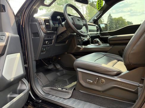 Used 2025 Ford F150 Lariat w/ Equipment Group 502A High AWD/4WD image 9