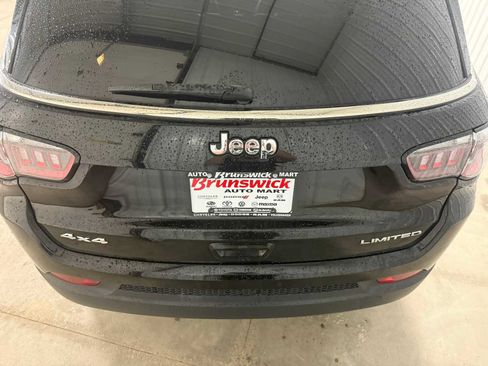 Used 2019 Jeep Compass Limited AWD/4WD image 16