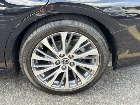 Used 2020 Lexus ES 350 w/ Premium Package FWD image 11