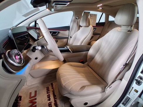 Used 2022 Mercedes-Benz EQS 450+ Sedan image 10