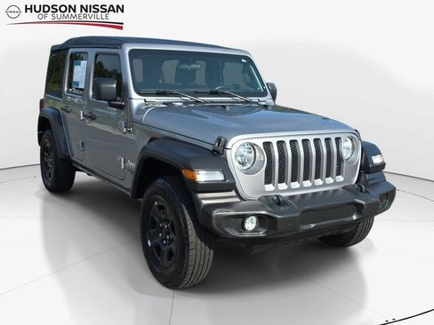 Used 2021 Jeep Wrangler Unlimited Sport AWD/4WD image 1
