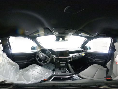 New 2026 Toyota Tacoma SR5 image 33