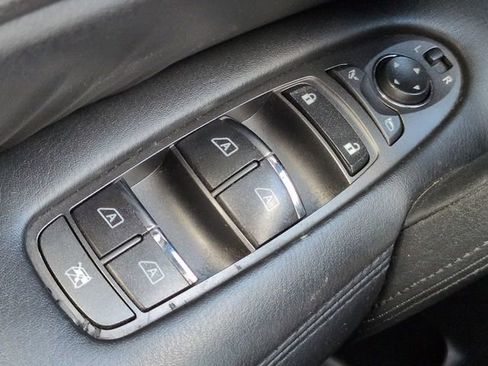 Used 2021 Nissan Armada SL w/ Midnight Edition Package RWD image 25