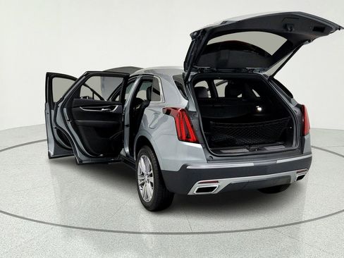 Certified 2024 Cadillac XT5 Premium Luxury FWD image 11