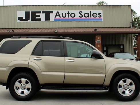 Used 2006 Toyota 4Runner SR5 image 8