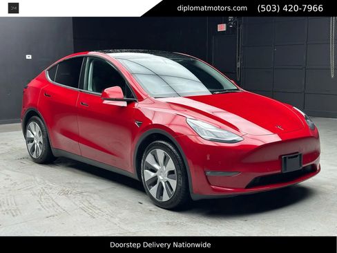 Used 2021 Tesla Model Y Long Range image 7