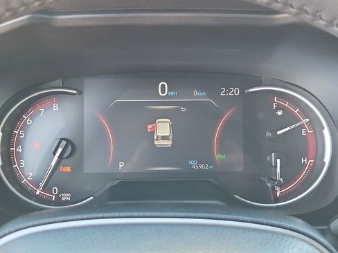 Used 2024 Toyota RAV4 Adventure image 17