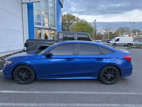 Used 2023 Honda Civic Sport image 14