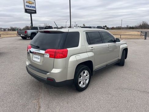 Used 2015 GMC Terrain SLE image 7