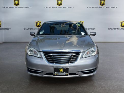 Used 2014 Chrysler 200 Touring FWD image 8