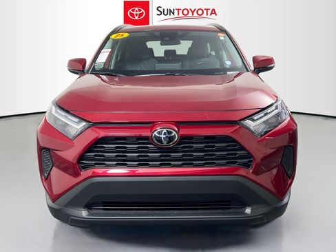 Used 2025 Toyota RAV4 XLE image 10