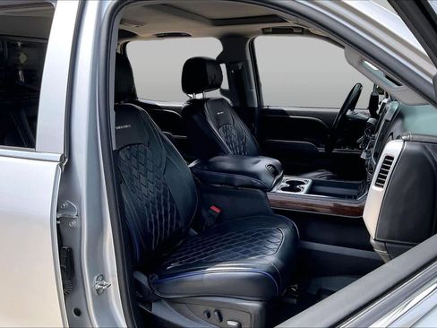 Used 2018 GMC Sierra 1500 SLT w/ Texas SLT Premium Package AWD/4WD image 9