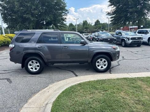 Used 2023 Toyota 4Runner SR5 AWD/4WD image 6
