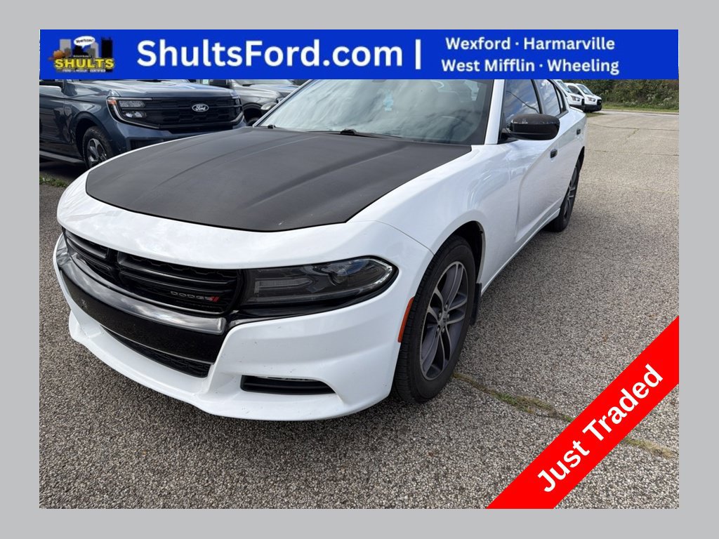 Used 2019 Dodge Charger SXT w/ Cold Weather Package AWD/4WD image 1