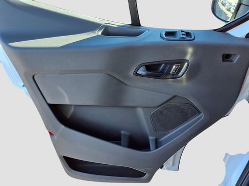 New 2026 Ford Transit 250 148 Medium Roof image 23