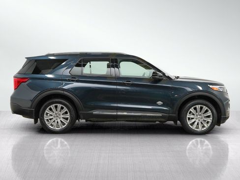 Used 2024 Ford Explorer King Ranch w/ Technology Package AWD/4WD image 7