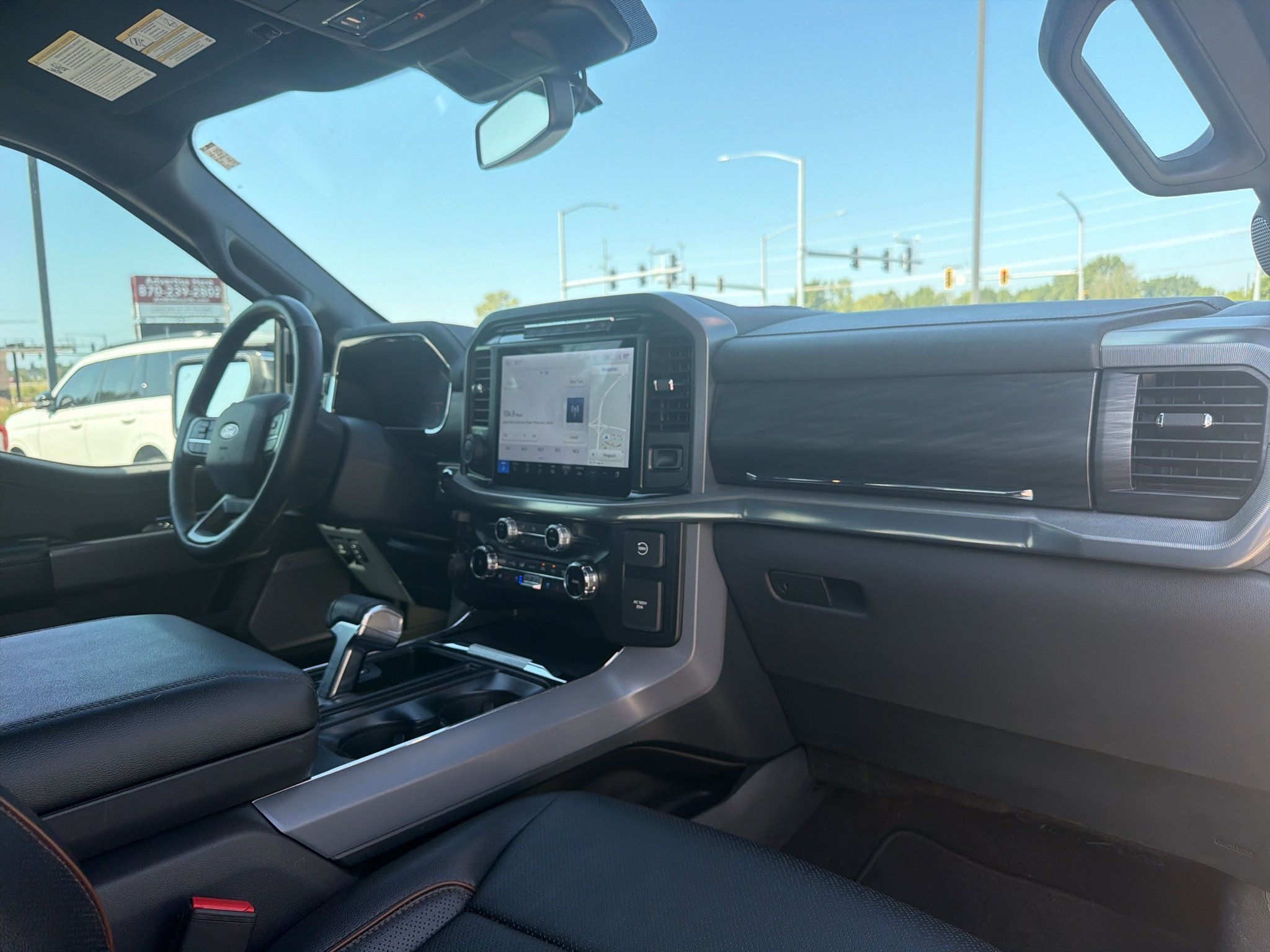 Used 2024 Ford F150 Lariat w/ FX4 Off-Road Package AWD/4WD image 11