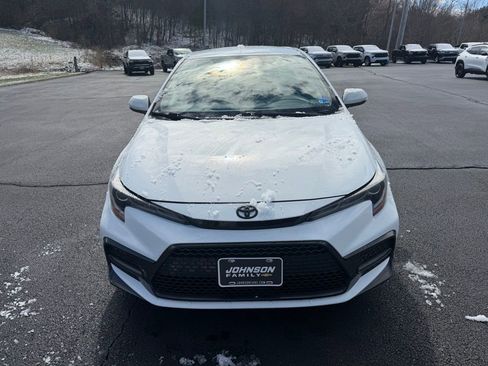 Used 2022 Toyota Corolla SE image 2