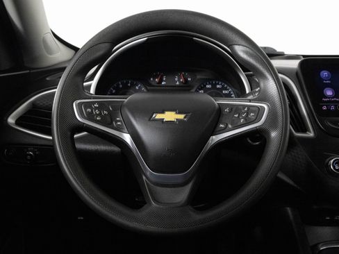 Used 2023 Chevrolet Malibu LT image 30