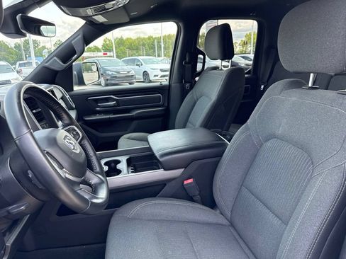 Used 2020 RAM 1500 Big Horn AWD/4WD image 40