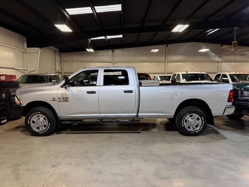 Used 2016 RAM 3500 Tradesman w/ Chrome Appearance Group AWD/4WD image 7