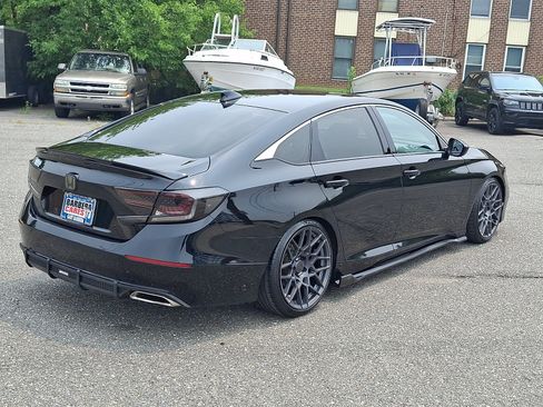 Used 2019 Honda Accord Sport image 6
