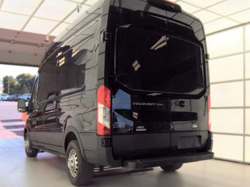 Used 2023 Ford Transit 250 148 High Roof AWD w/ Load Area Protection Package image 4