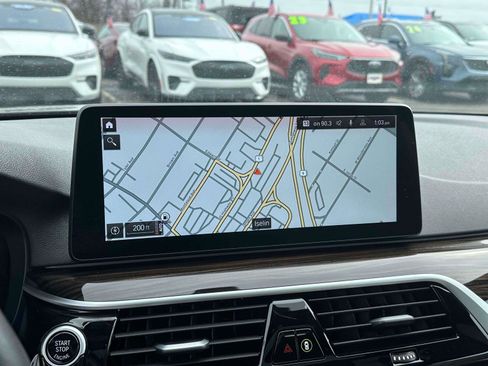 Used 2023 BMW 530i xDrive w/ Premium Package image 28