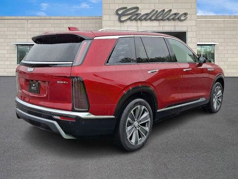 New 2026 Cadillac Vistiq Luxury w/ LPO, Floor Liner Package image 3