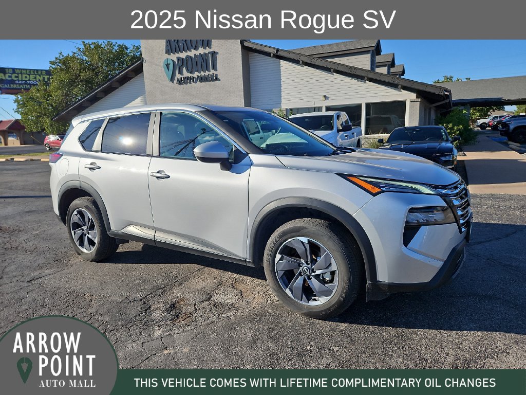 Used 2025 Nissan Rogue SV FWD image 1