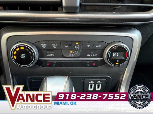 Used 2021 Ford EcoSport SE w/ SE Convenience Package image 25