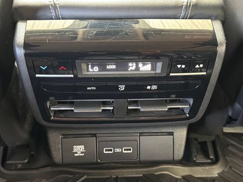 Used 2023 Acura MDX FWD w/ Technology Package image 4