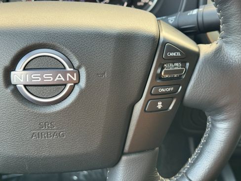 Used 2025 Nissan Frontier SV w/ SV Convenience Package RWD image 20
