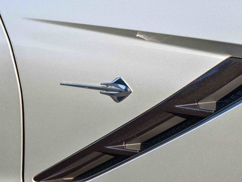 Used 2015 Chevrolet Corvette Stingray Coupe w/ 3LT Preferred Equipment Group image 9