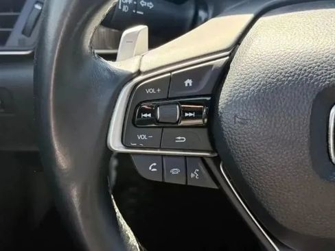 Used 2018 Honda Accord Sport image 20