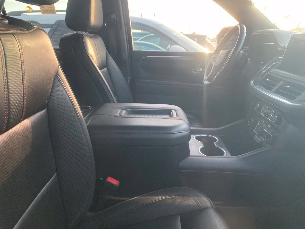 Used 2022 Chevrolet Tahoe RST w/ Luxury Package AWD/4WD image 8