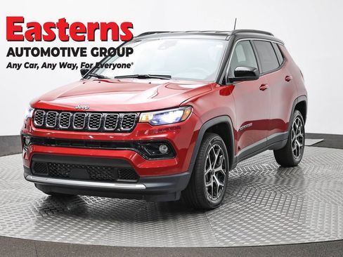 Used 2025 Jeep Compass Limited AWD/4WD image 1