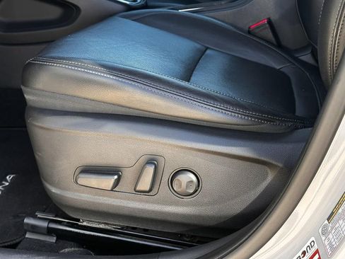 Used 2022 Hyundai Kona Limited image 15