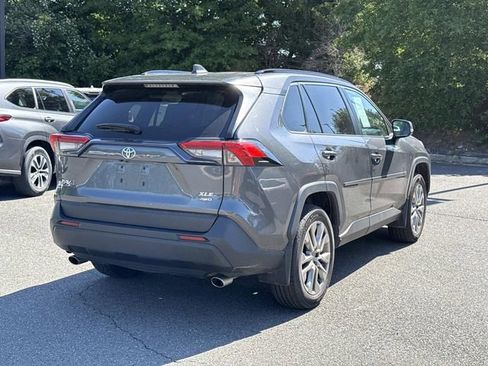 Used 2023 Toyota RAV4 XLE Premium AWD/4WD image 2