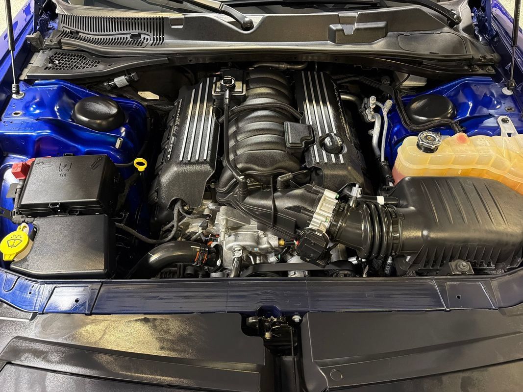 Used 2022 Dodge Challenger R/T Scat Pack w/ Scat Pack Stripe RWD image 47